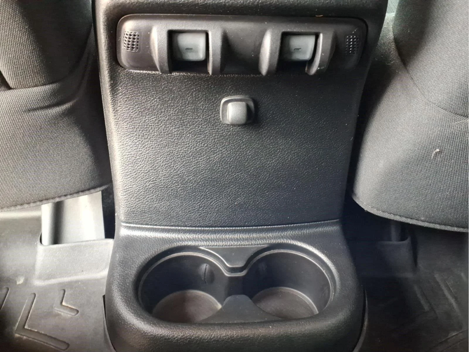 Used 2015 Black Jeep Sahara image 12