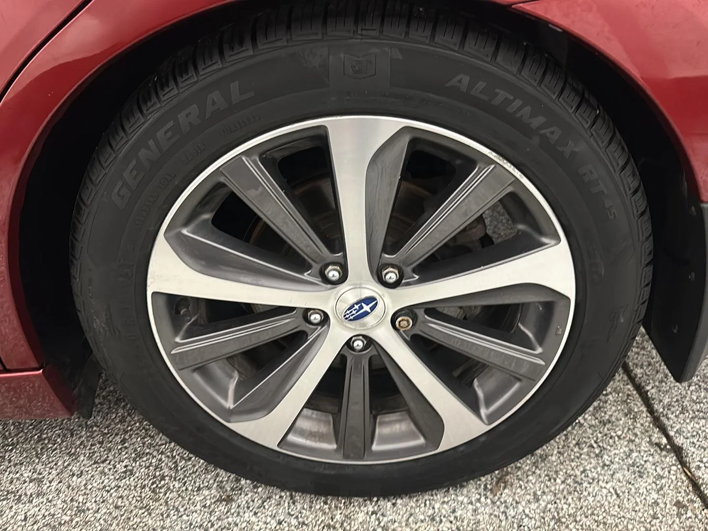 Used 2017 Venetian Red Pearl Subaru Limited image 11