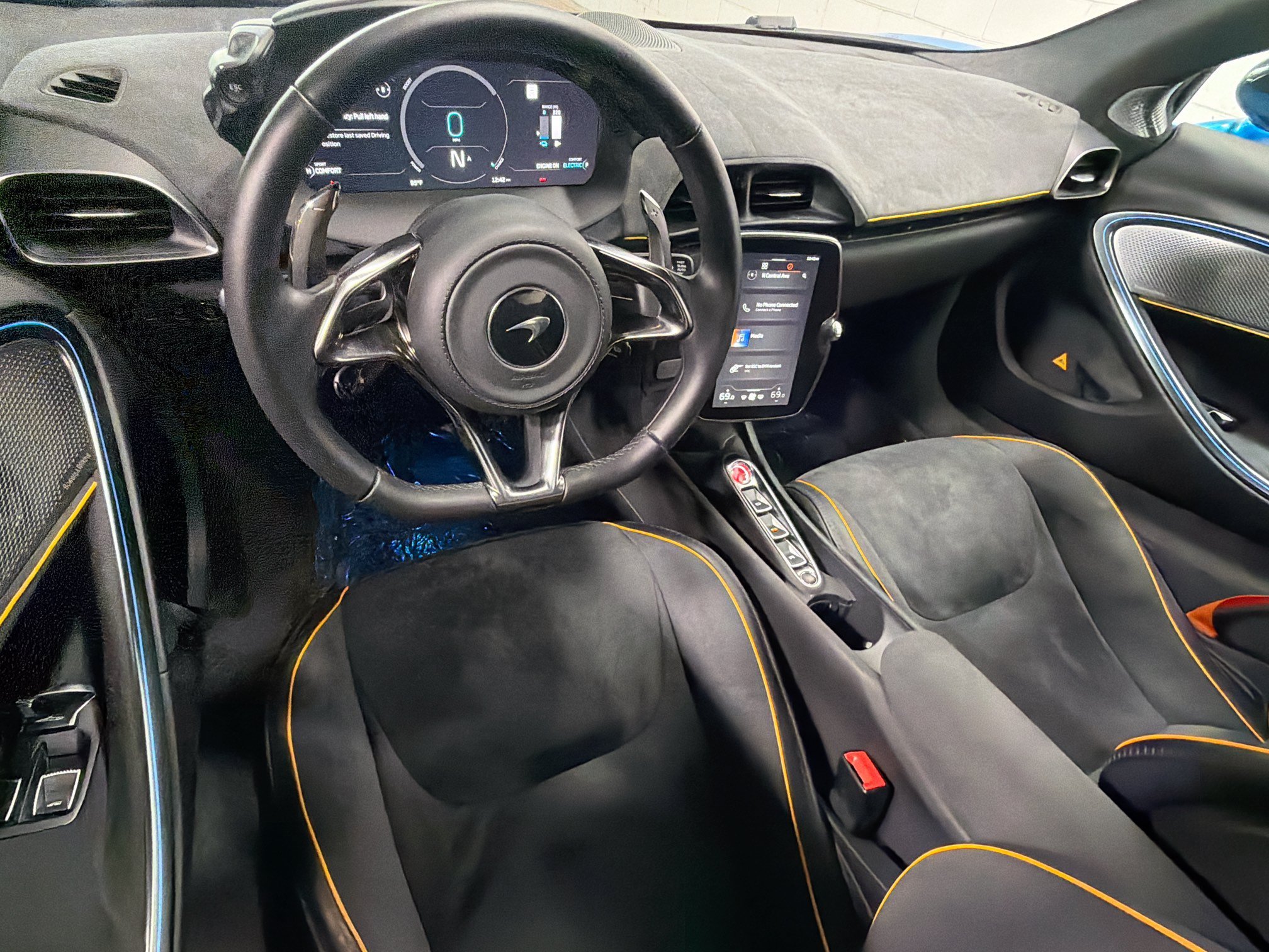 Used 2023 Ludus Blue McLaren Performance image 15