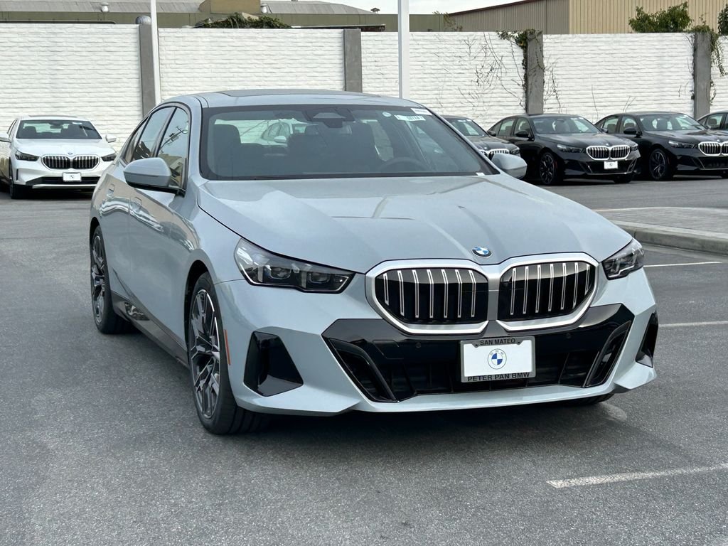 New 2026 Brooklyn Grey Metallic BMW 530i image 7