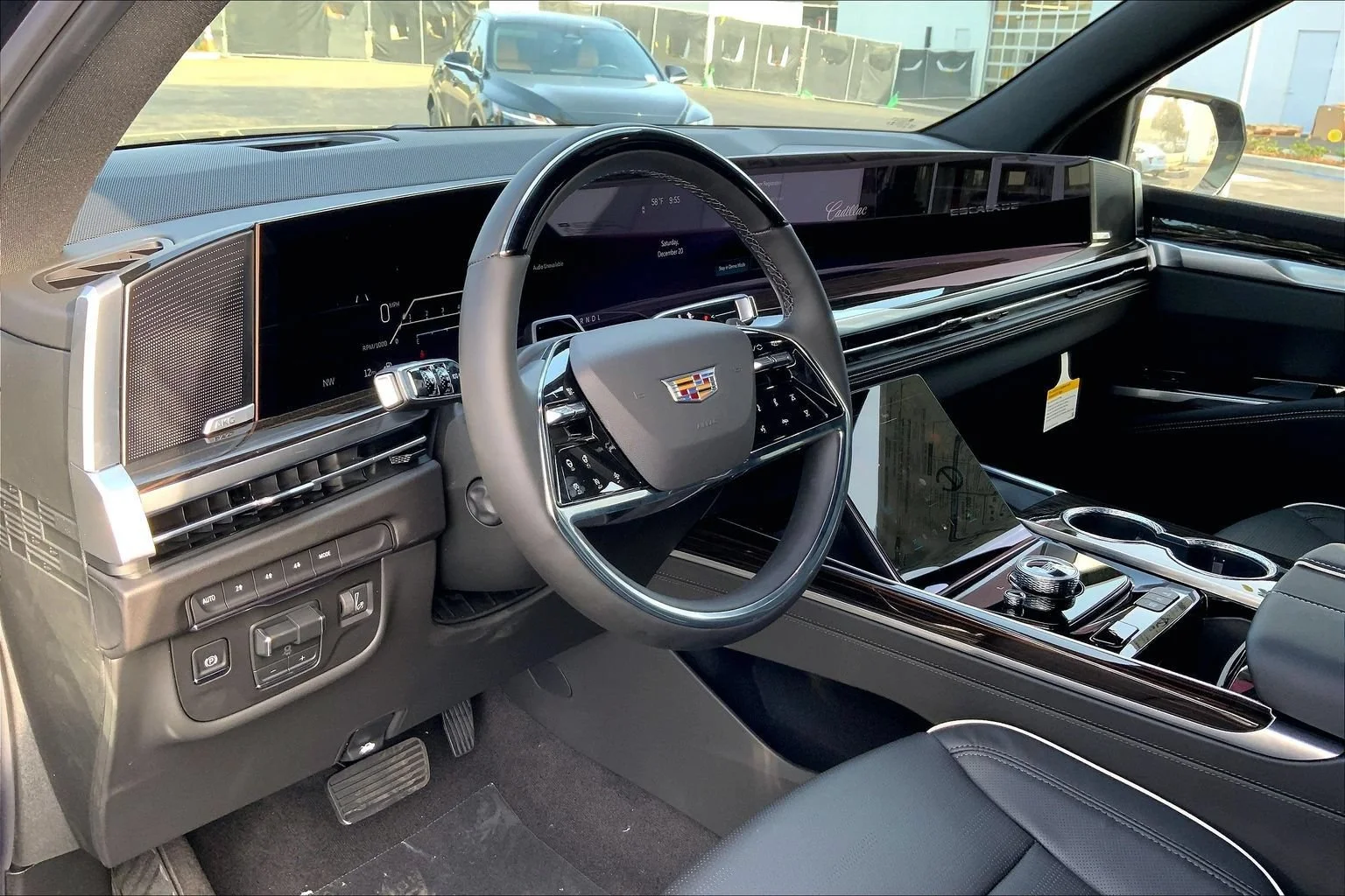 2026 Cadillac Escalade Luxury - Photo 9