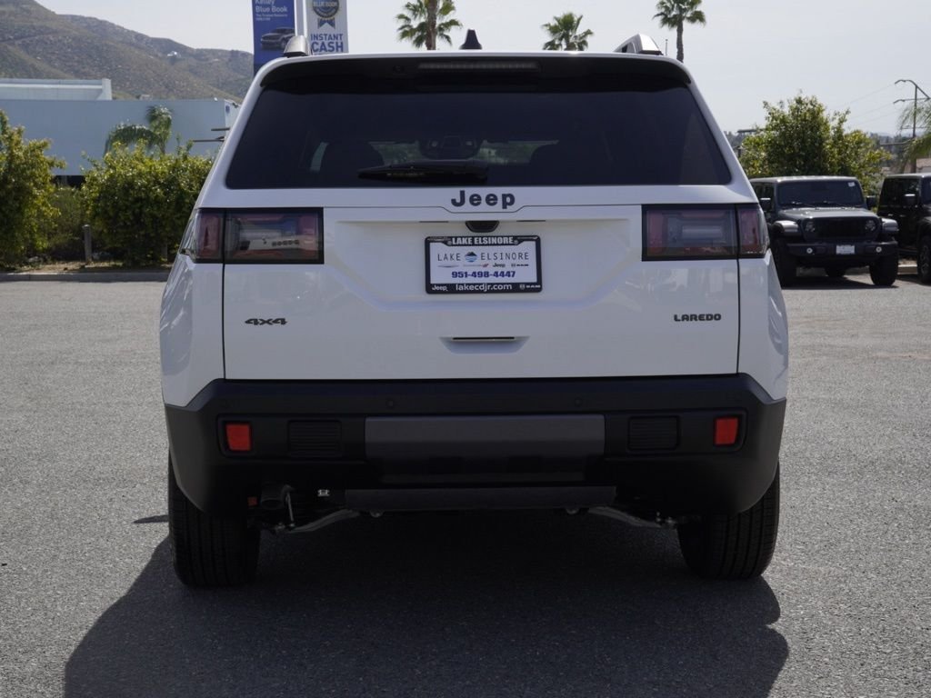 New 2026 Bright White Clear-Coat Exterior Paint Jeep Laredo image 4