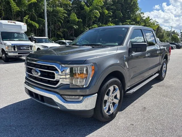 Certified Used 2023 Gray Metallic Ford XLT image 5