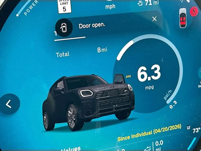 New 2026 Black MINI Iconic image 9