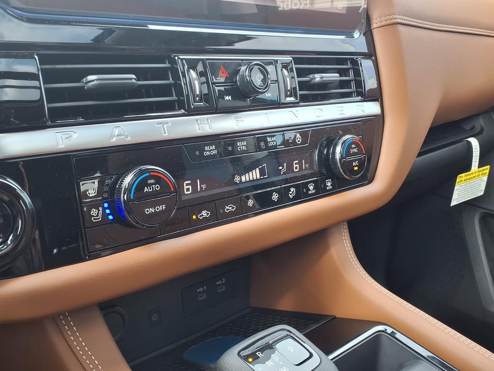 2026 Nissan Pathfinder Platinum White at Robbins Nissan