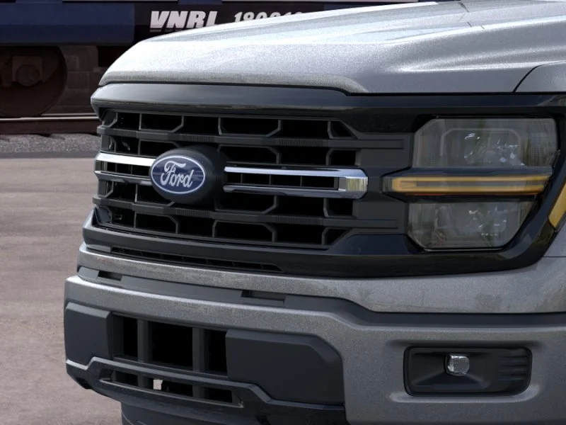 New 2026 Carbonized Gray Metallic Ford XLT image 29