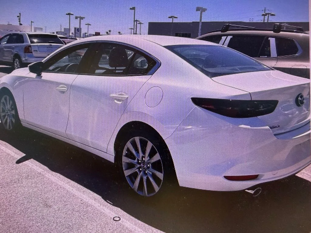 Certified Used 2023 White Mazda 2.5 S Select Package image 3