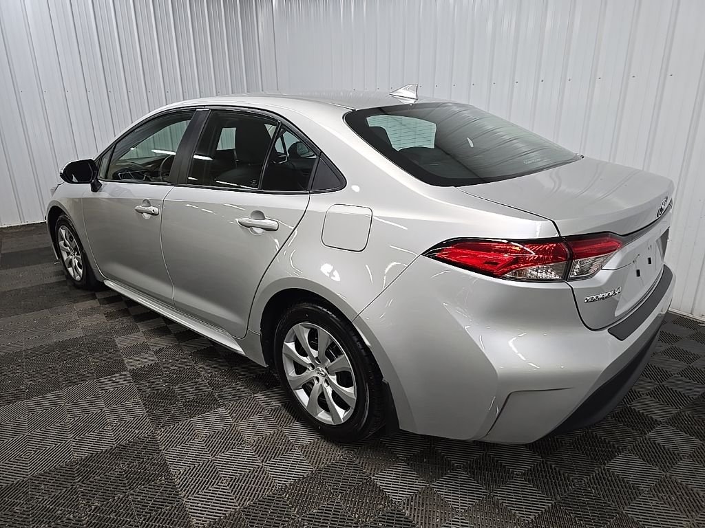 Used 2023 Classic Silver Metallic Toyota LE image 9