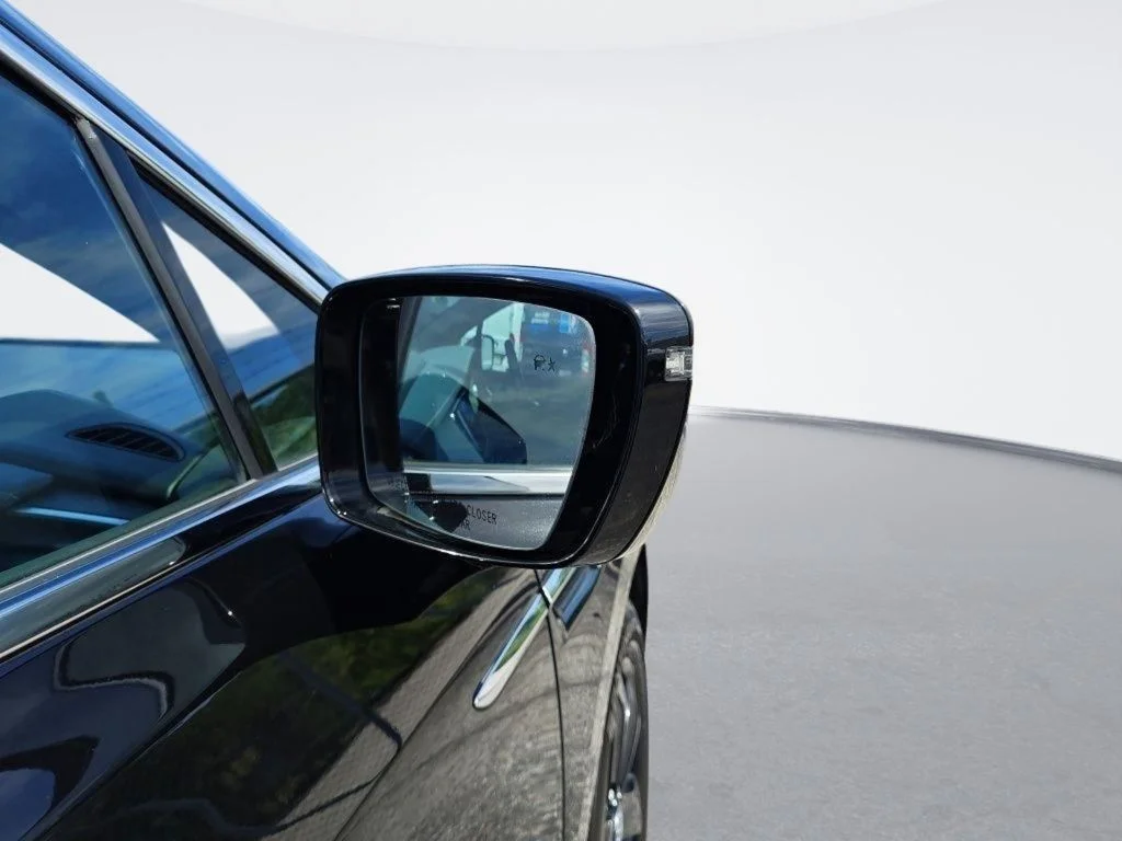 Used 2024 Black Buick Essence image 10