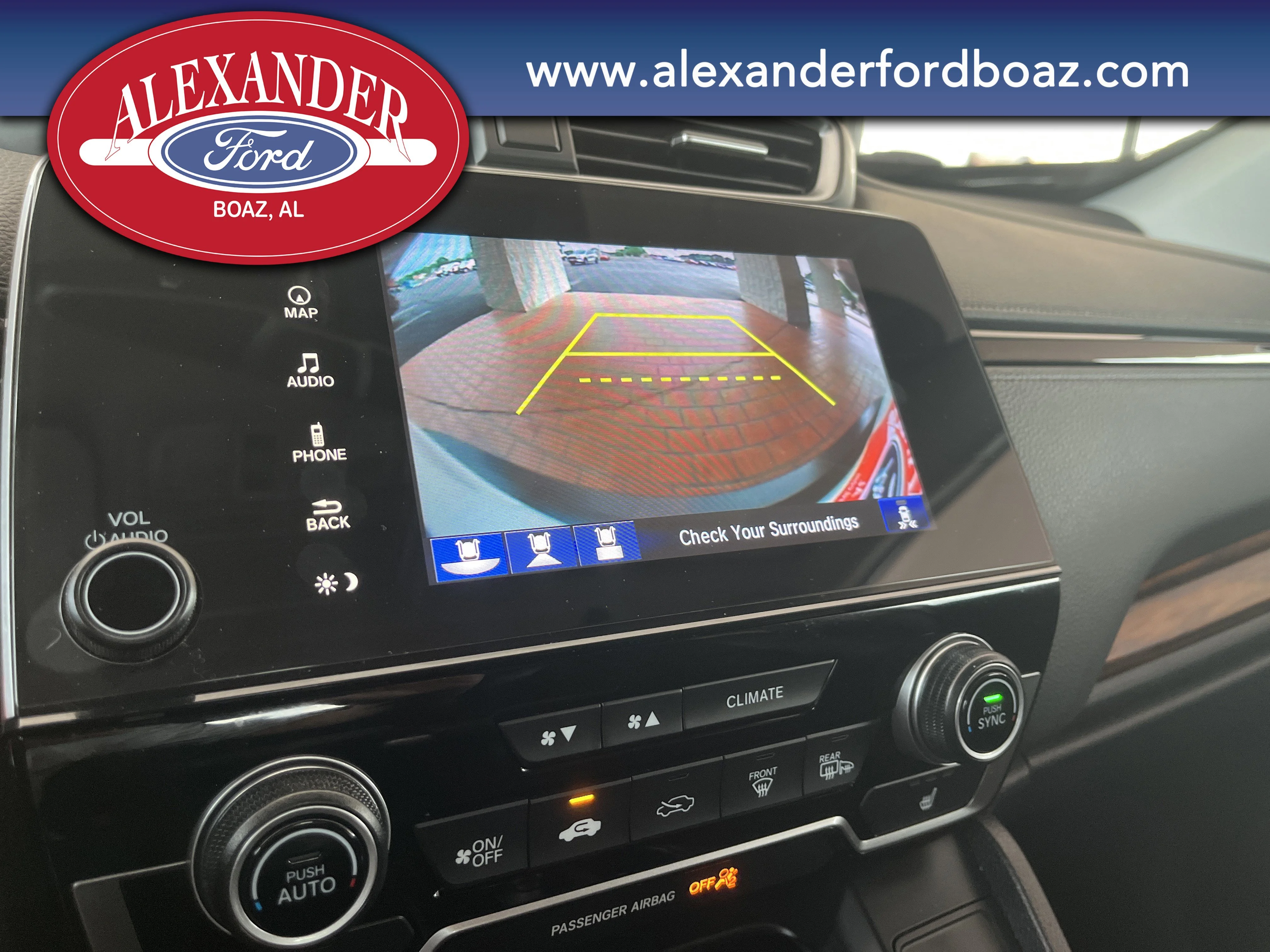 Used 2022 White Honda Touring image 27