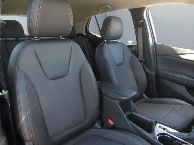 Used 2023 Ebony Twilight Metallic Buick Preferred image 10