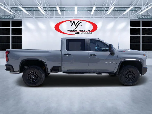 Used 2025 Gray Chevrolet ZR2 image 2