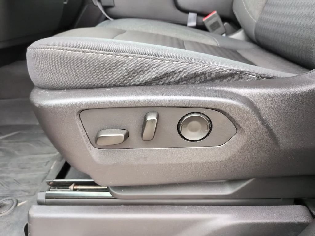 2024 GMC Sierra 1500 Elevation - Photo 16