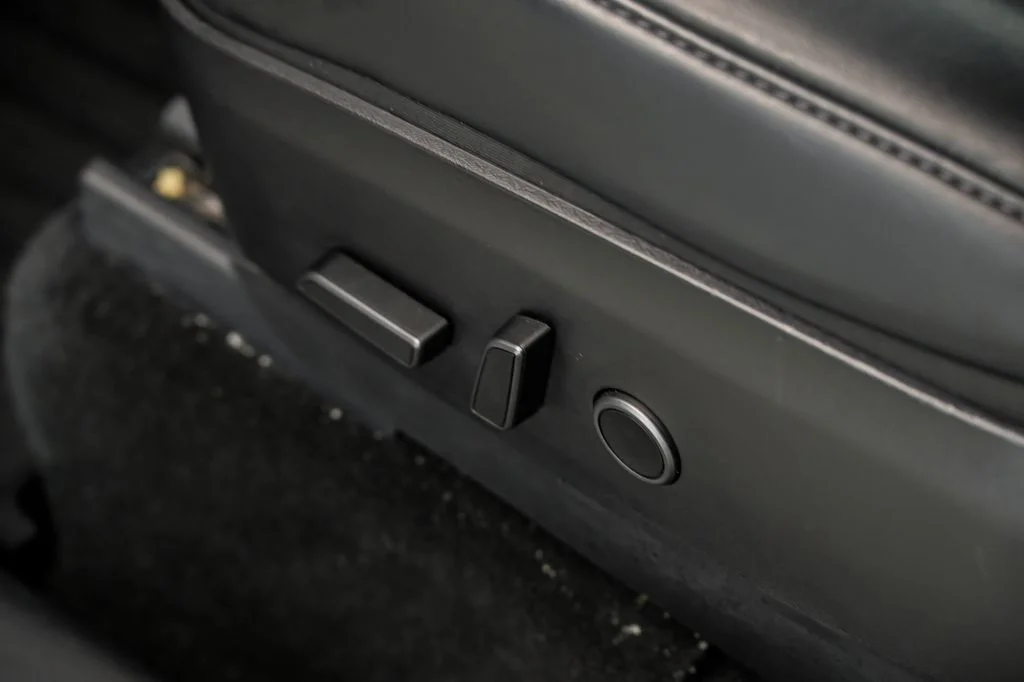 Used 2021 White Tesla Long Range image 17