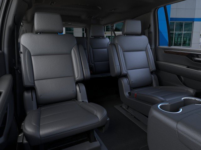 2026 Chevrolet Suburban Z71 - Photo 17