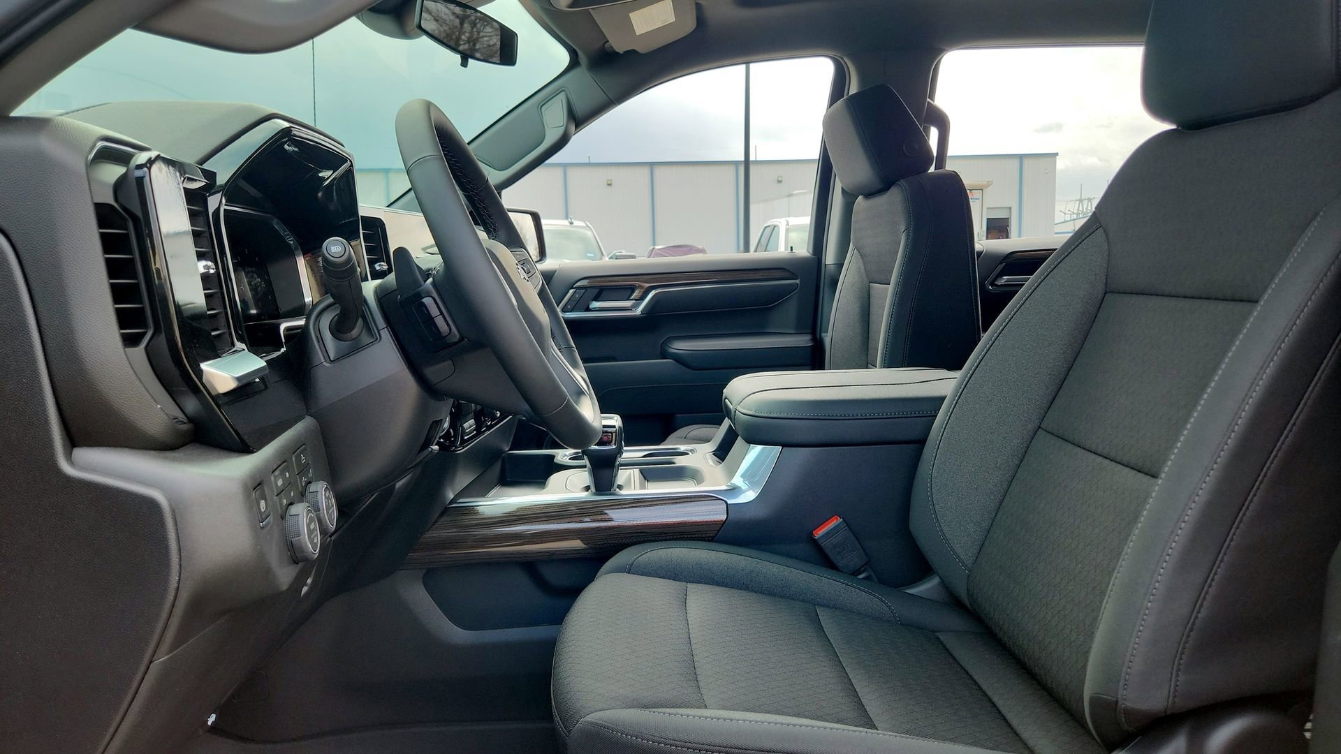 2026 Chevrolet Silverado 1500 LT Trail Boss - Photo 14