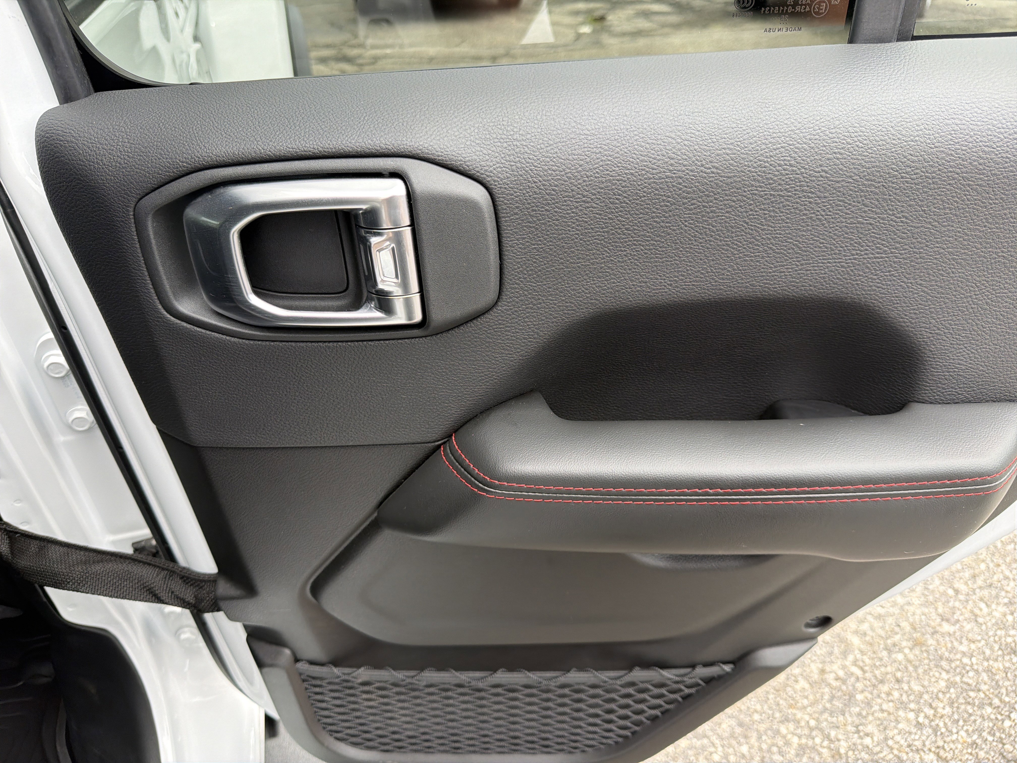 Used 2026 Bright White Clearcoat Jeep Rubicon X image 17