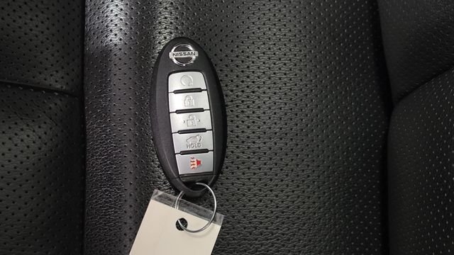 Used 2018 Brilliant Silver Metallic Nissan Platinum image 38
