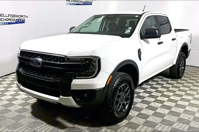 Certified Used 2024 Oxford White Ford XLT image 27