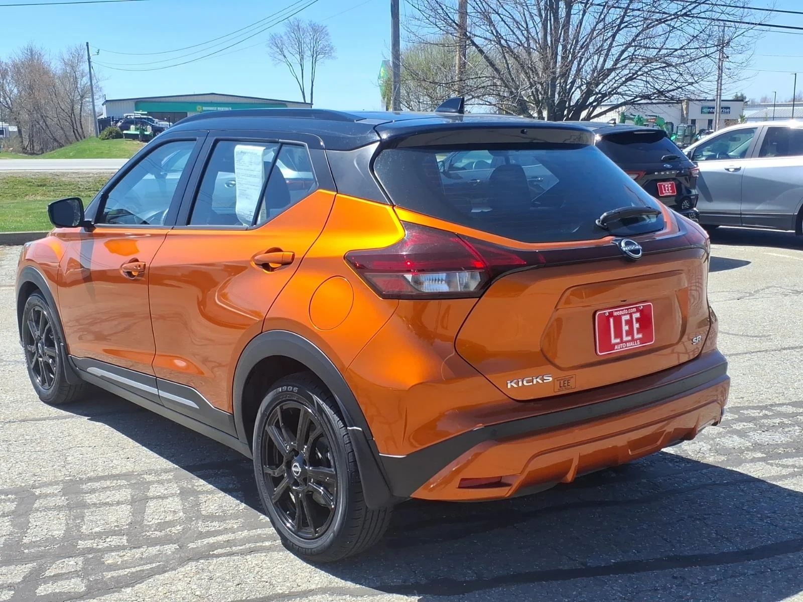 Used 2023 Orange Metallic Nissan SR image 7