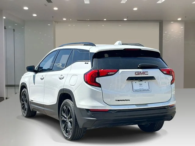 Used 2021 White GMC SLE image 3