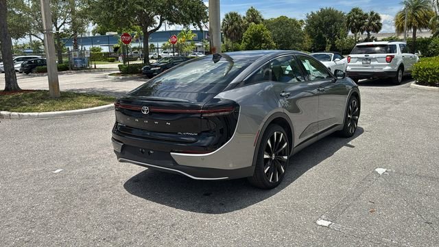 2023 Toyota Crown Platinum - Photo 24