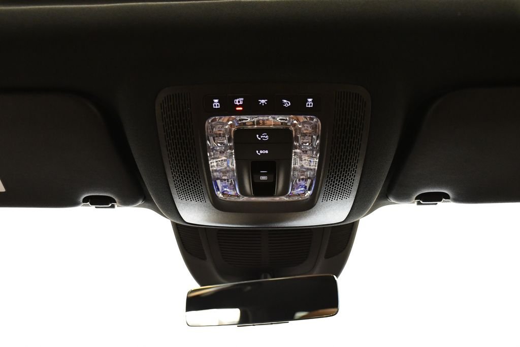 2025 Mercedes-Benz GLS Base - Photo 18