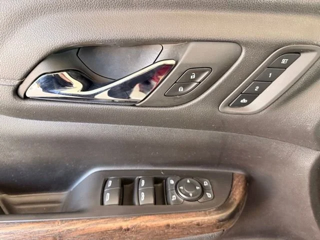 2023 GMC Acadia Denali - Photo 18