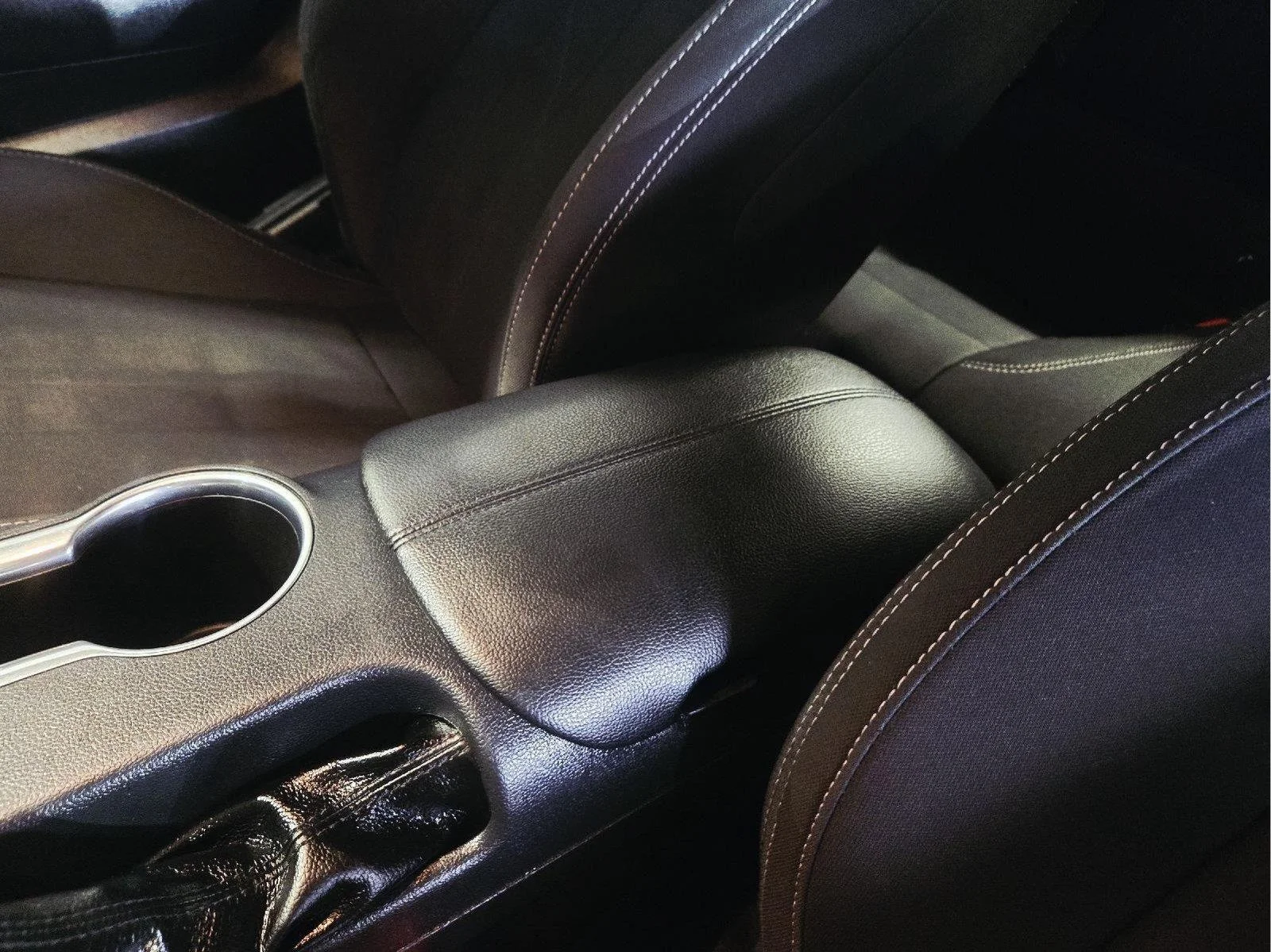 Used 2021 Shadow Black Ford GT image 35