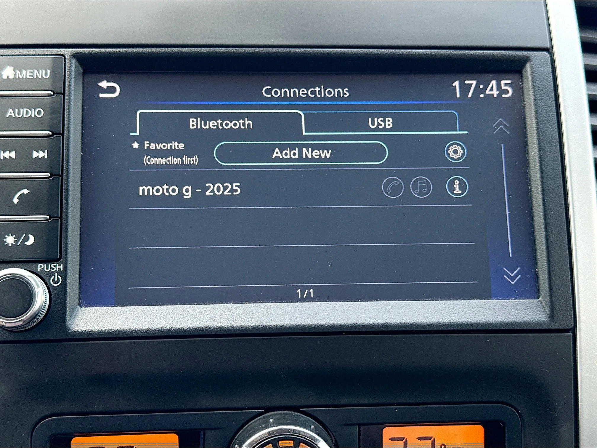 Used 2020 Arctic Blue Metallic Nissan SV image 29