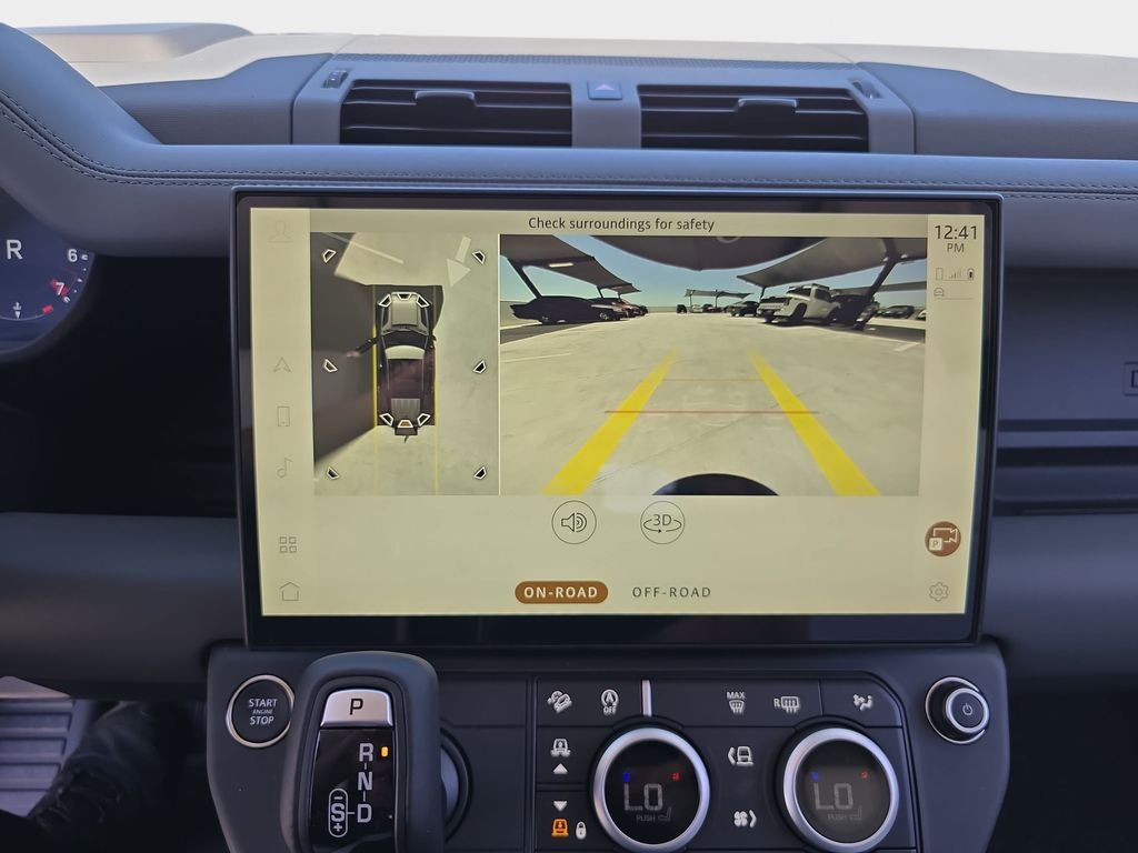 New 2026 Carpathian Grey Land Rover X-Dynamic SE image 24