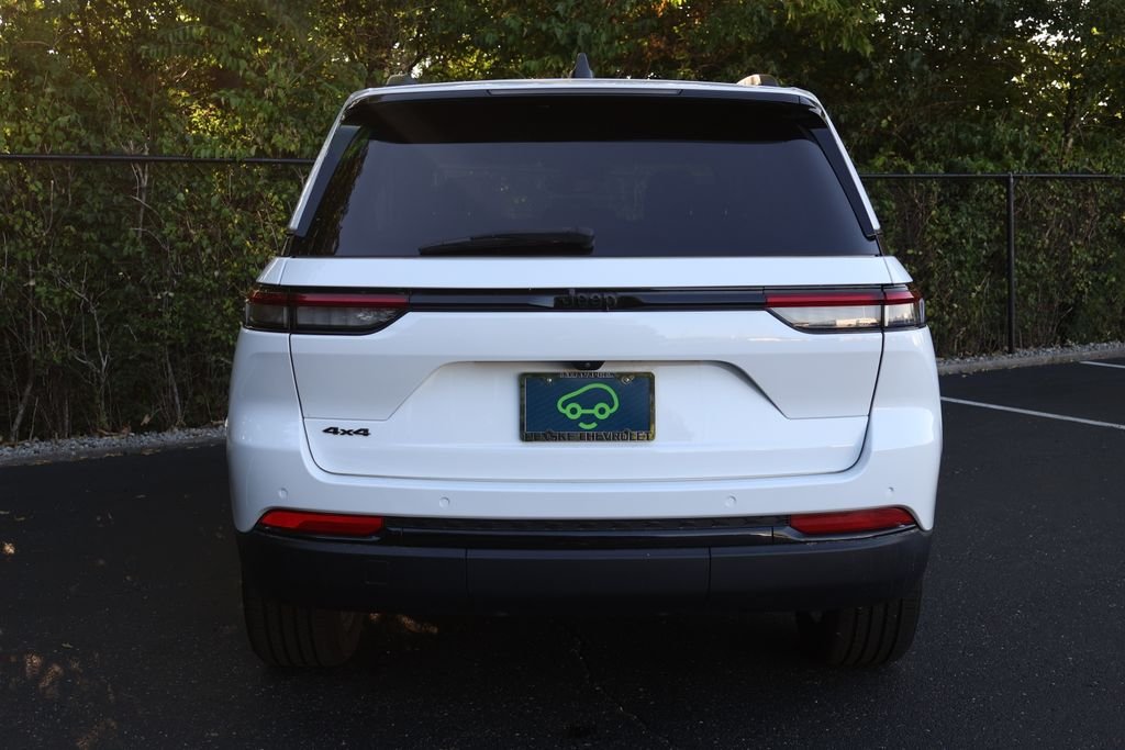 2023 Jeep Grand Cherokee Altitude - Photo 8