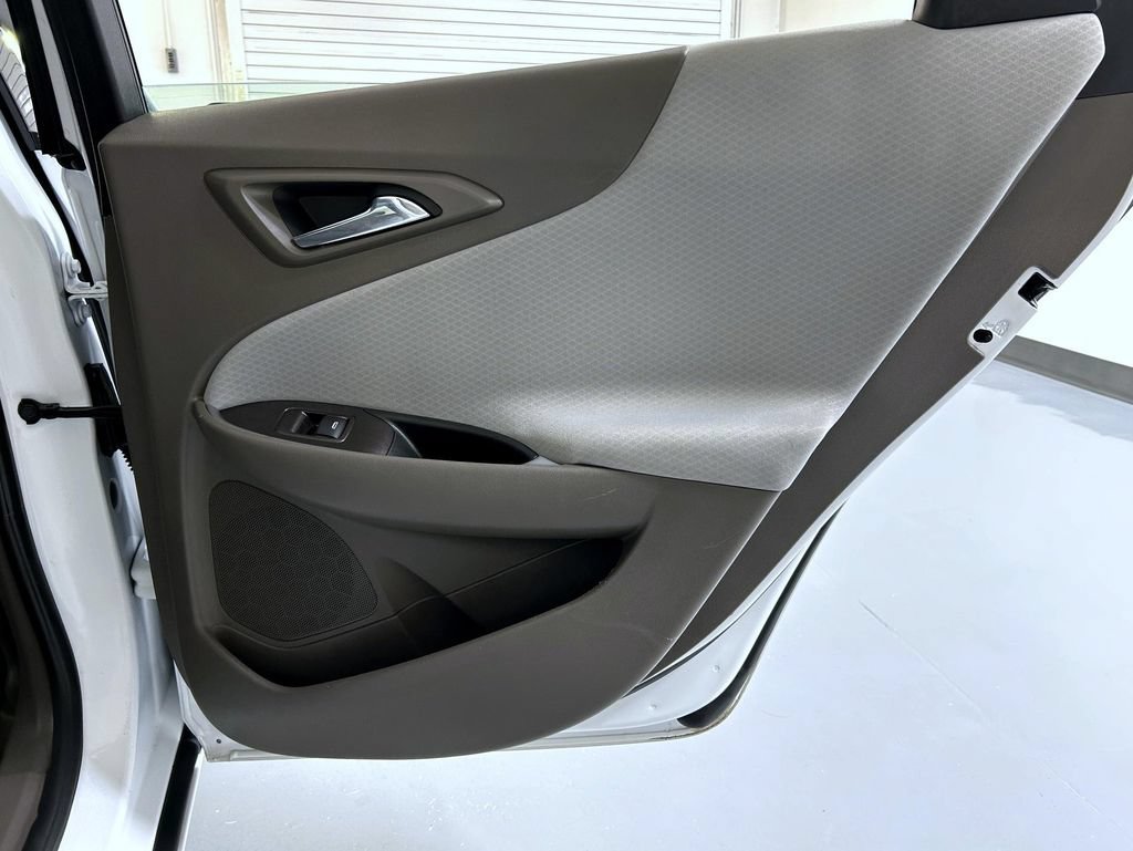 2025 Chevrolet Malibu 1LT - Photo 18