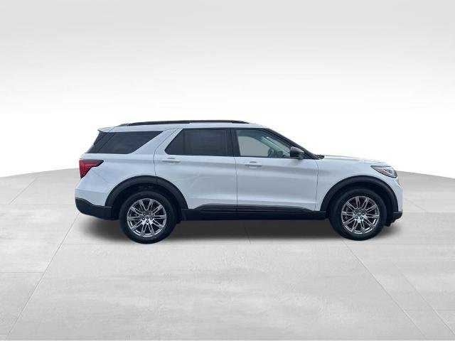 New 2026 Star White Metallic Tri-Coat Ford Active image 24