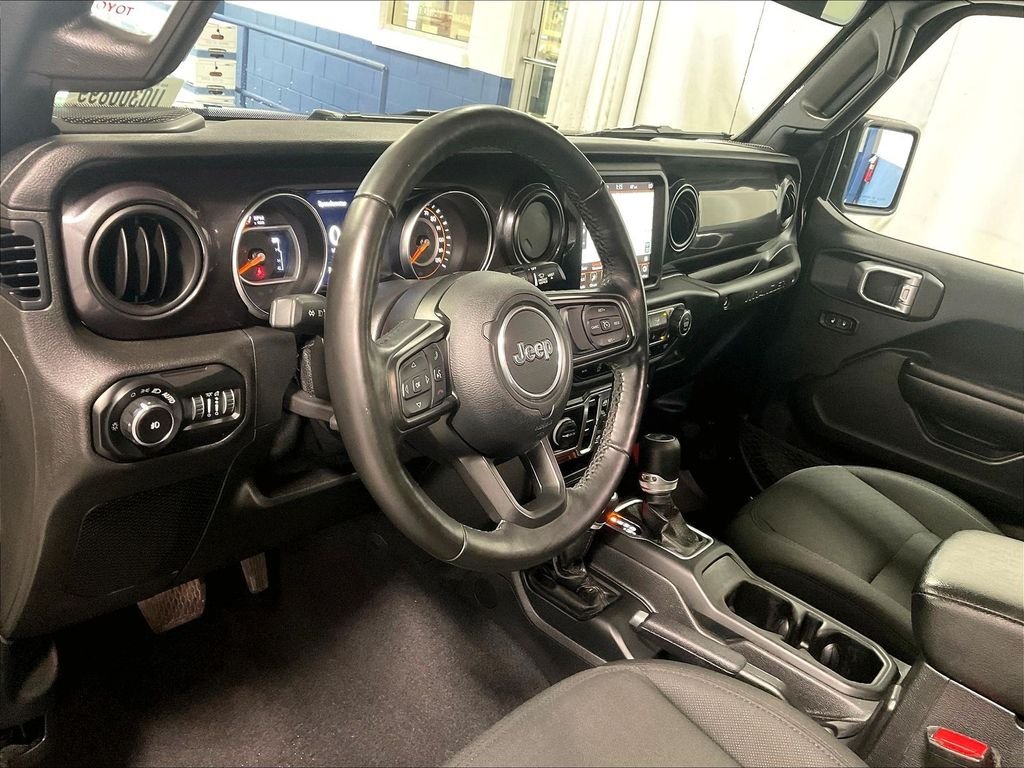 Used 2021 Black Jeep Unlimited Sport Altitude image 8