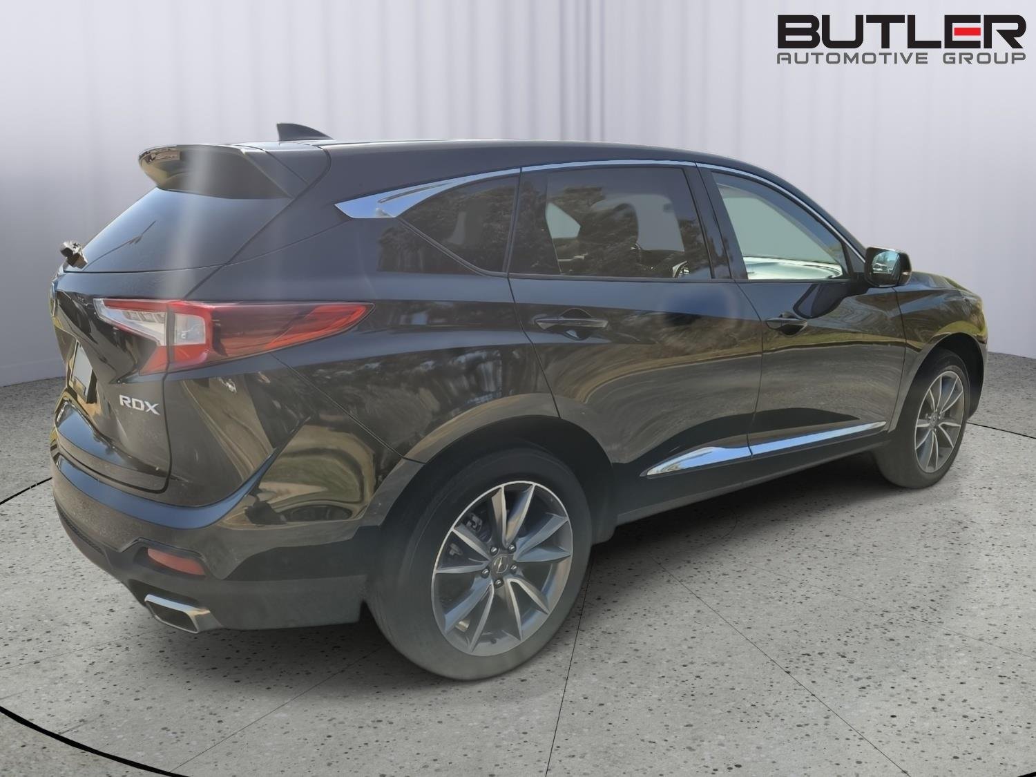 Used 2023 Majestic Black Pearl Acura w/Tech image 5