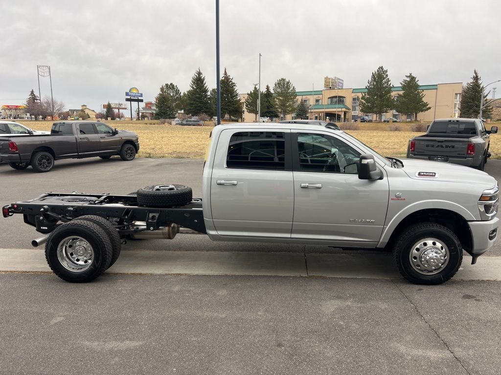 2026 RAM 3500 Chassis Big Horn - Photo 6