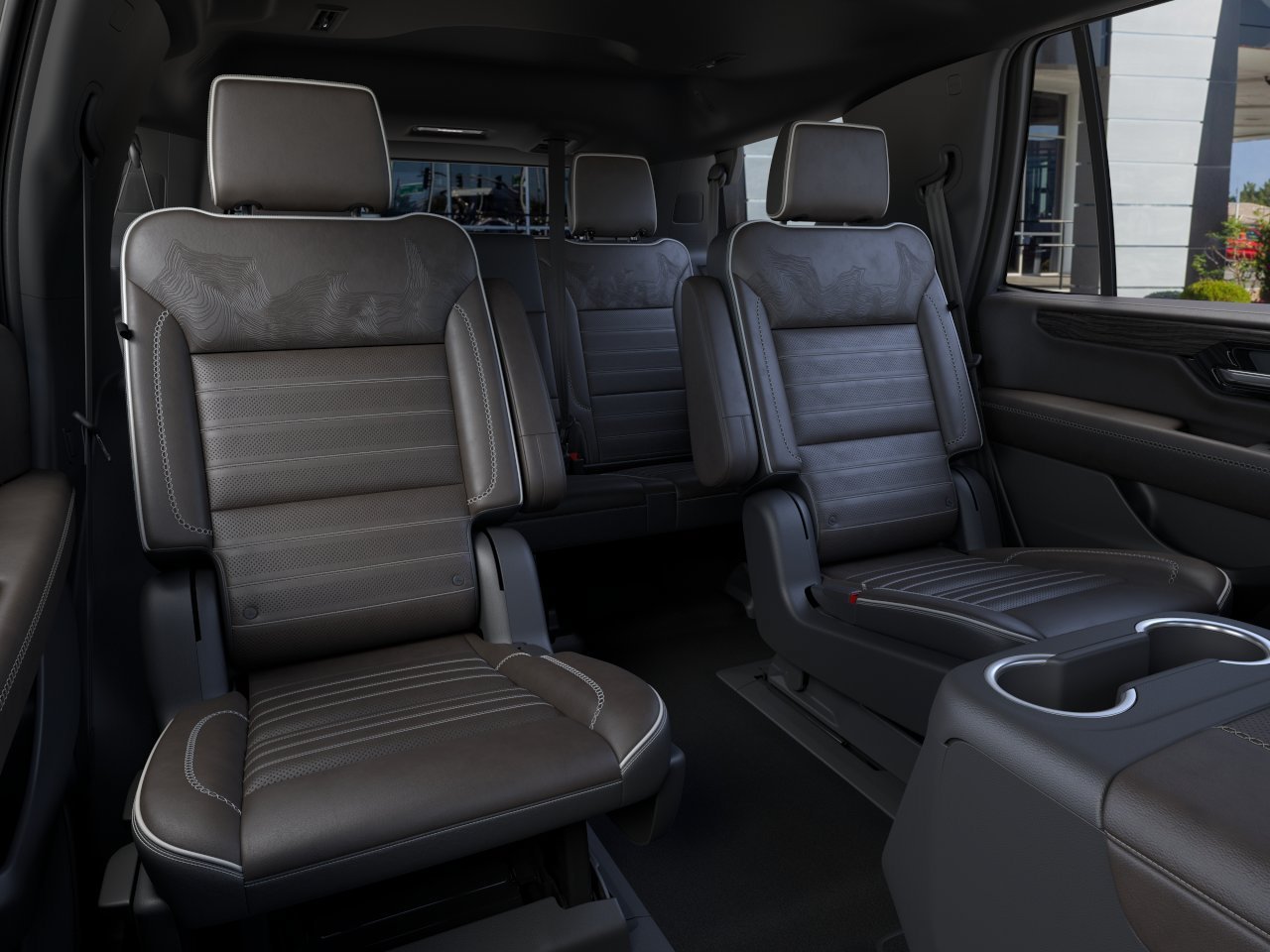 2026 GMC Yukon Denali Ultimate - Photo 17