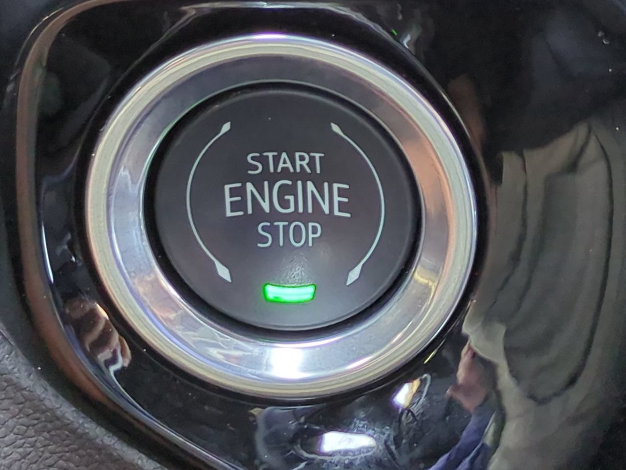 Used 2025 Sterling Gray Metallic Chevrolet High Country image 27