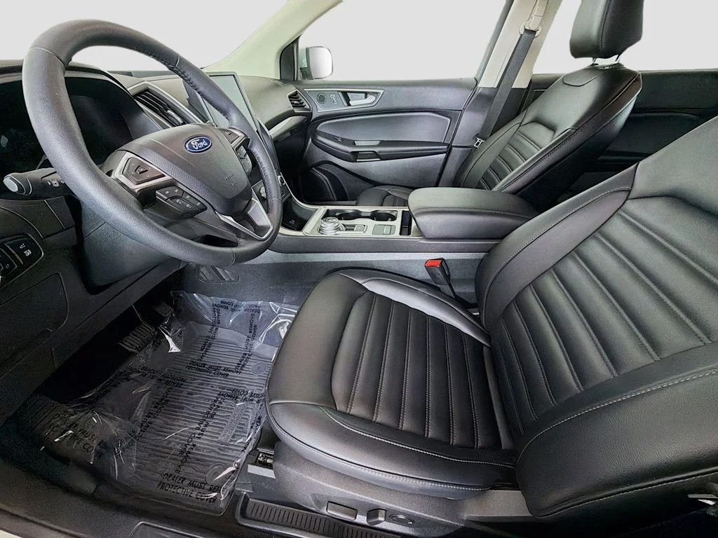 Used 2024 Iconic Silver Metallic Ford SEL image 20