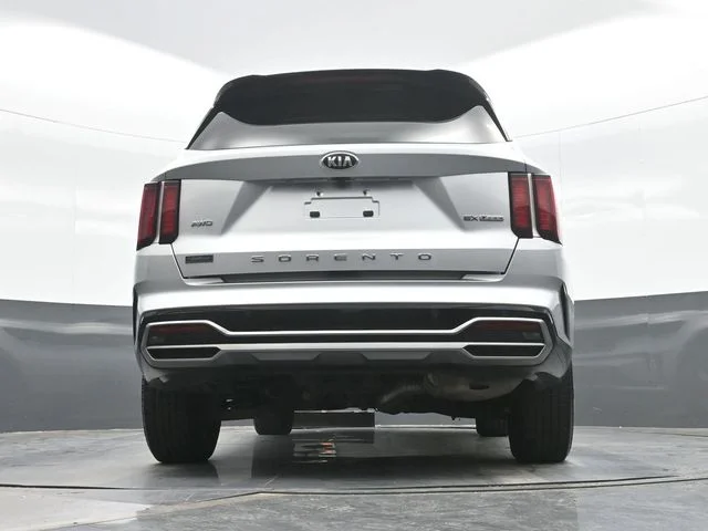 Used 2021 Silver Kia EX image 10