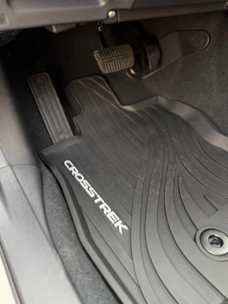 New 2026 CRYSTAL WHITE PEARL Subaru Limited Hybrid image 28