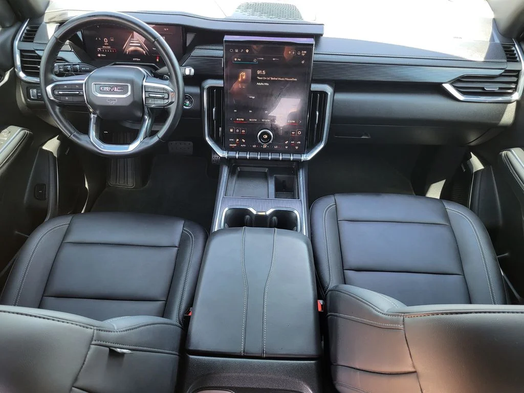 Used 2024 Sterling Metallic GMC Elevation image 20