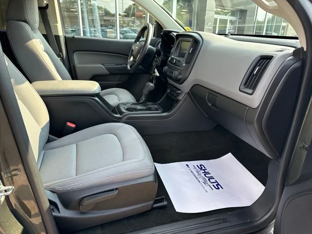 Certified Used 2018 Green Chevrolet Work Truck image 21