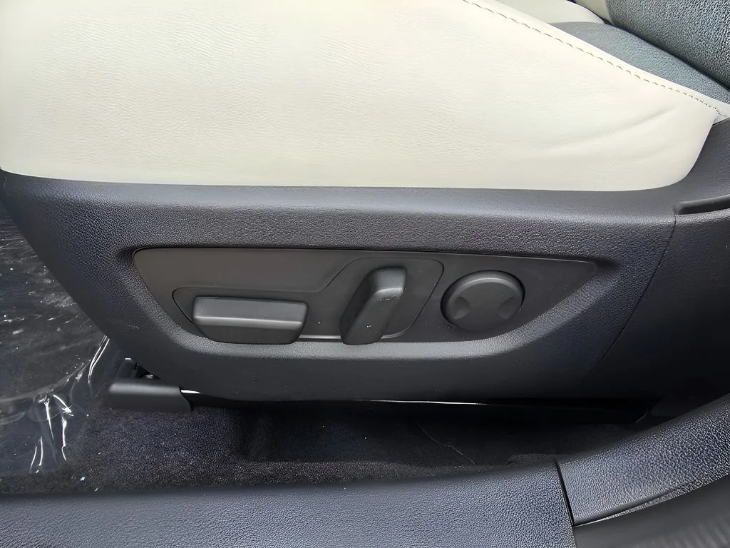 Used 2026 Aero Gray Metallic Mazda 2.5 S Aire Edition image 16
