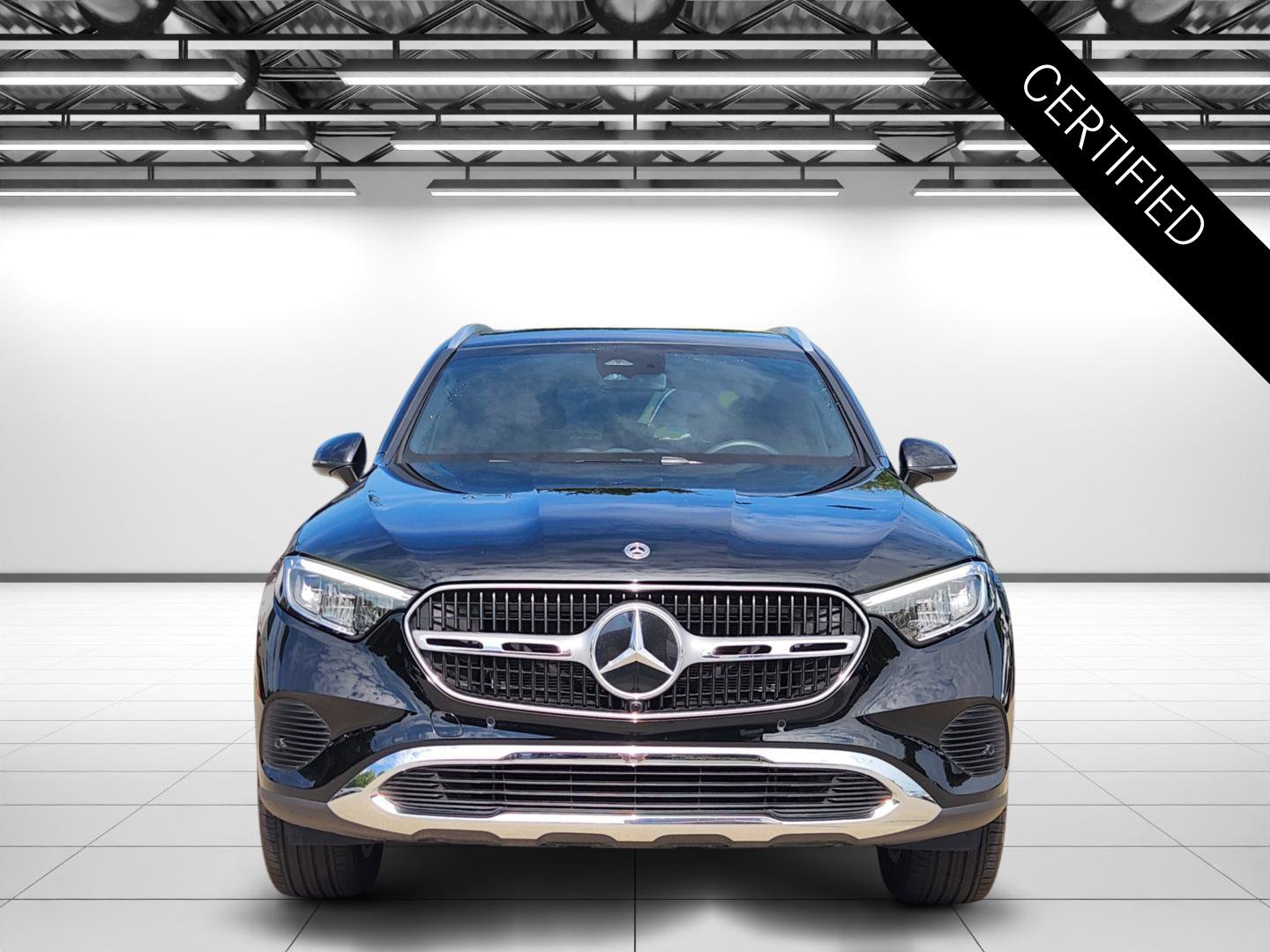 Certified Used 2026 Black Mercedes-Benz GLC 300 image 4
