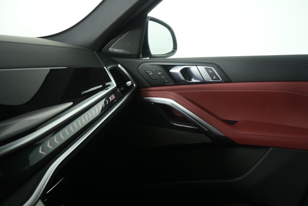 New 2027 Brooklyn Grey Metallic BMW xDrive40i image 22