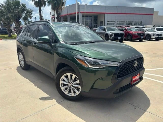 Used 2023 Green Toyota LE image 1
