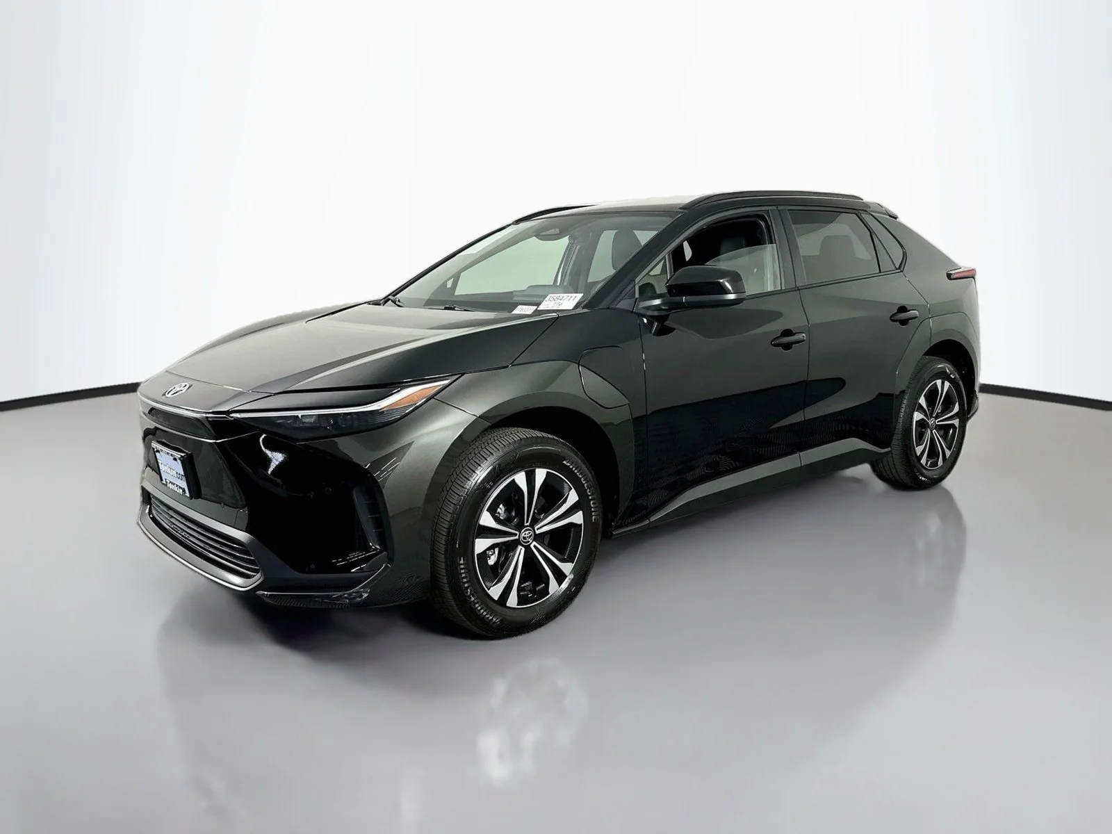Used 2025 Black Toyota XLE image 3