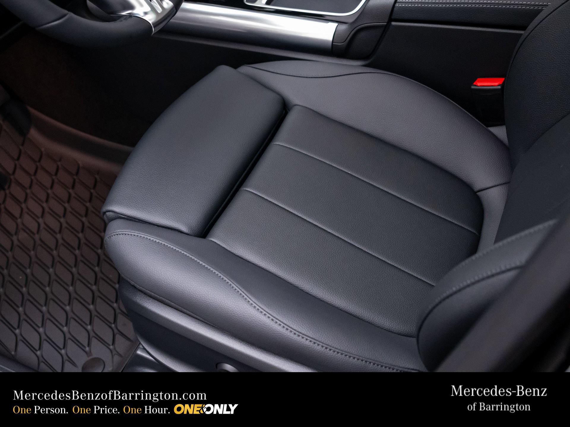 New 2026 Night Black Mercedes-Benz GLA 250 image 58
